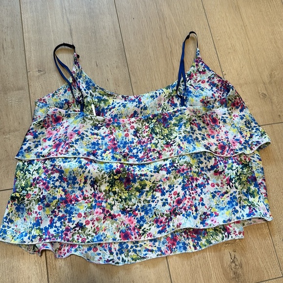 Guess Floral Top - Picture 3 of 5